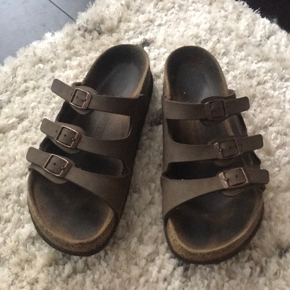 Triple Strap Brown Birkenstock - Picture 1 of 4